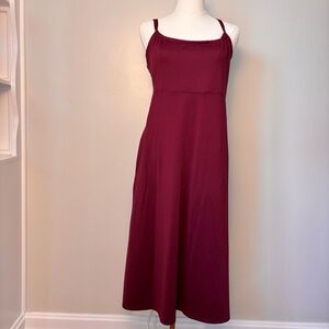 The North Face Abby Convertible Burgundy Dress Skirt Size Medium